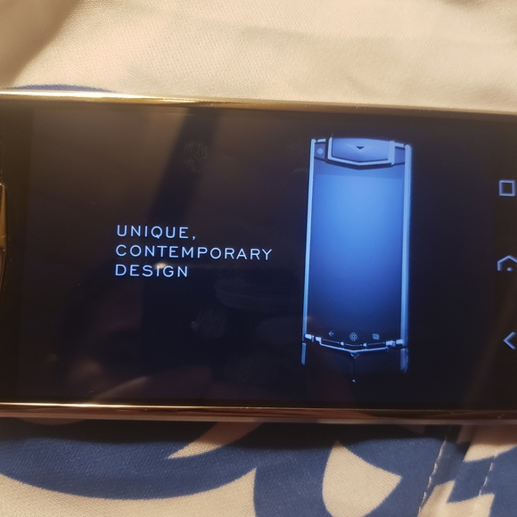 VERTU SIGNATURE TOUCH GRAPE LIZARD/TITANIUM - Picture 14 of 16